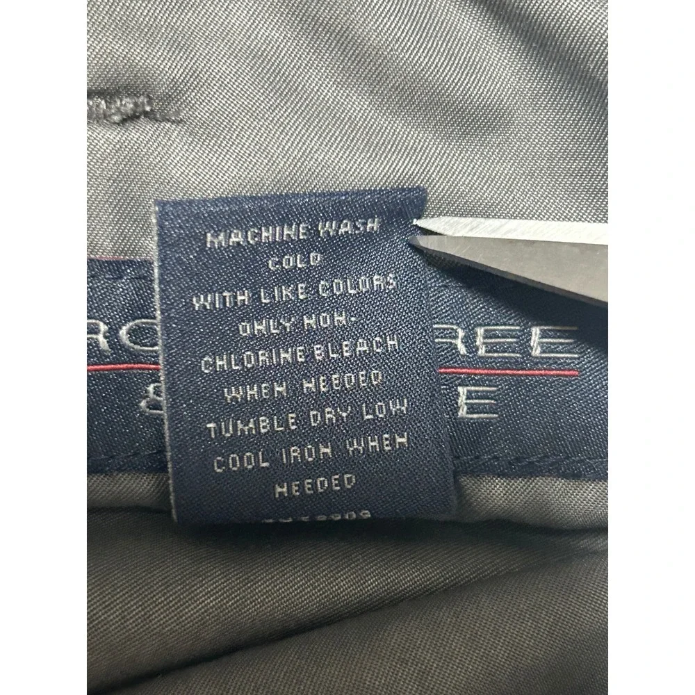 Roundtree & Yorke measurements waist